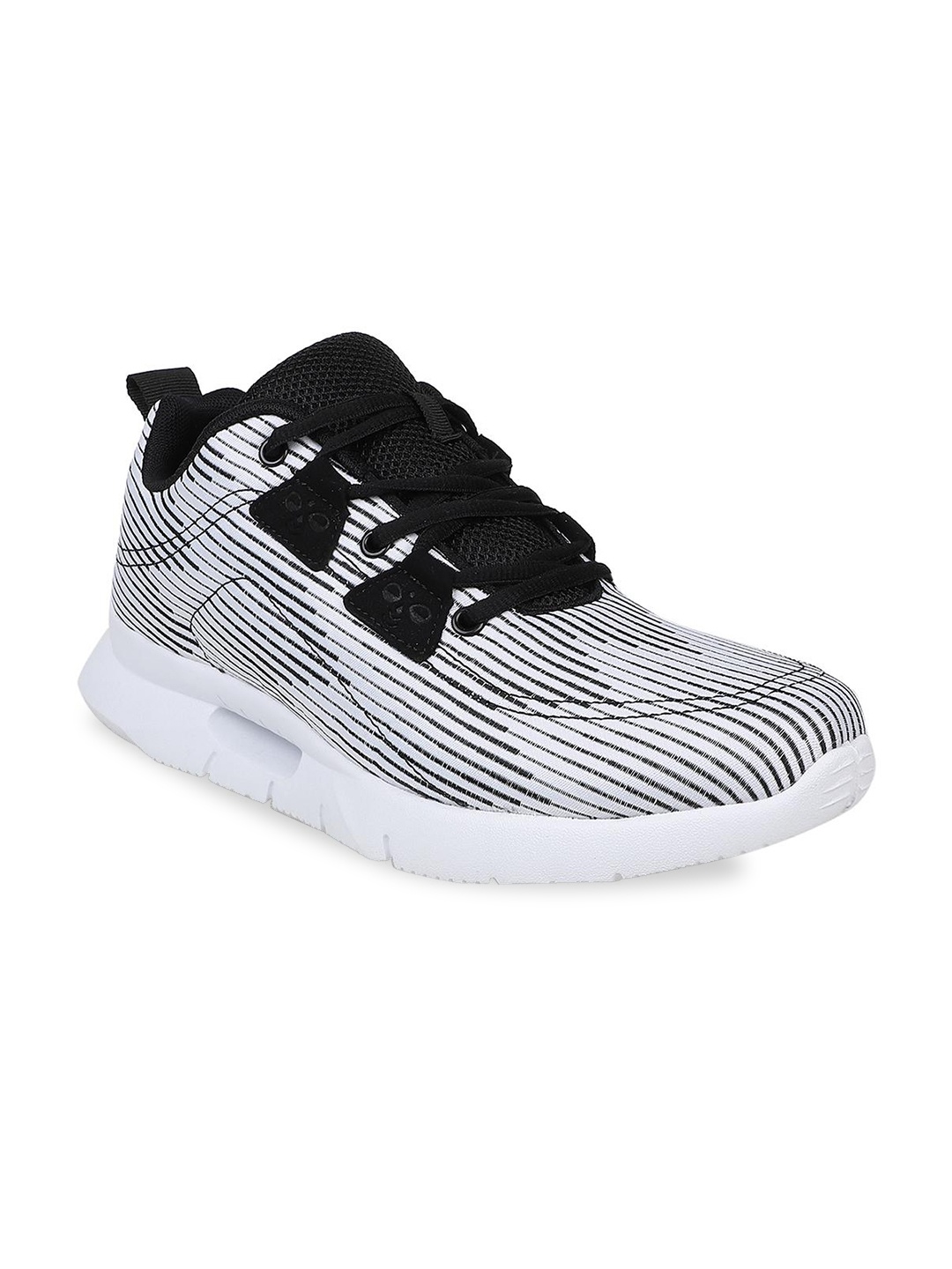 

hummel Unisex White Training or Gym Non-Marking Shoes