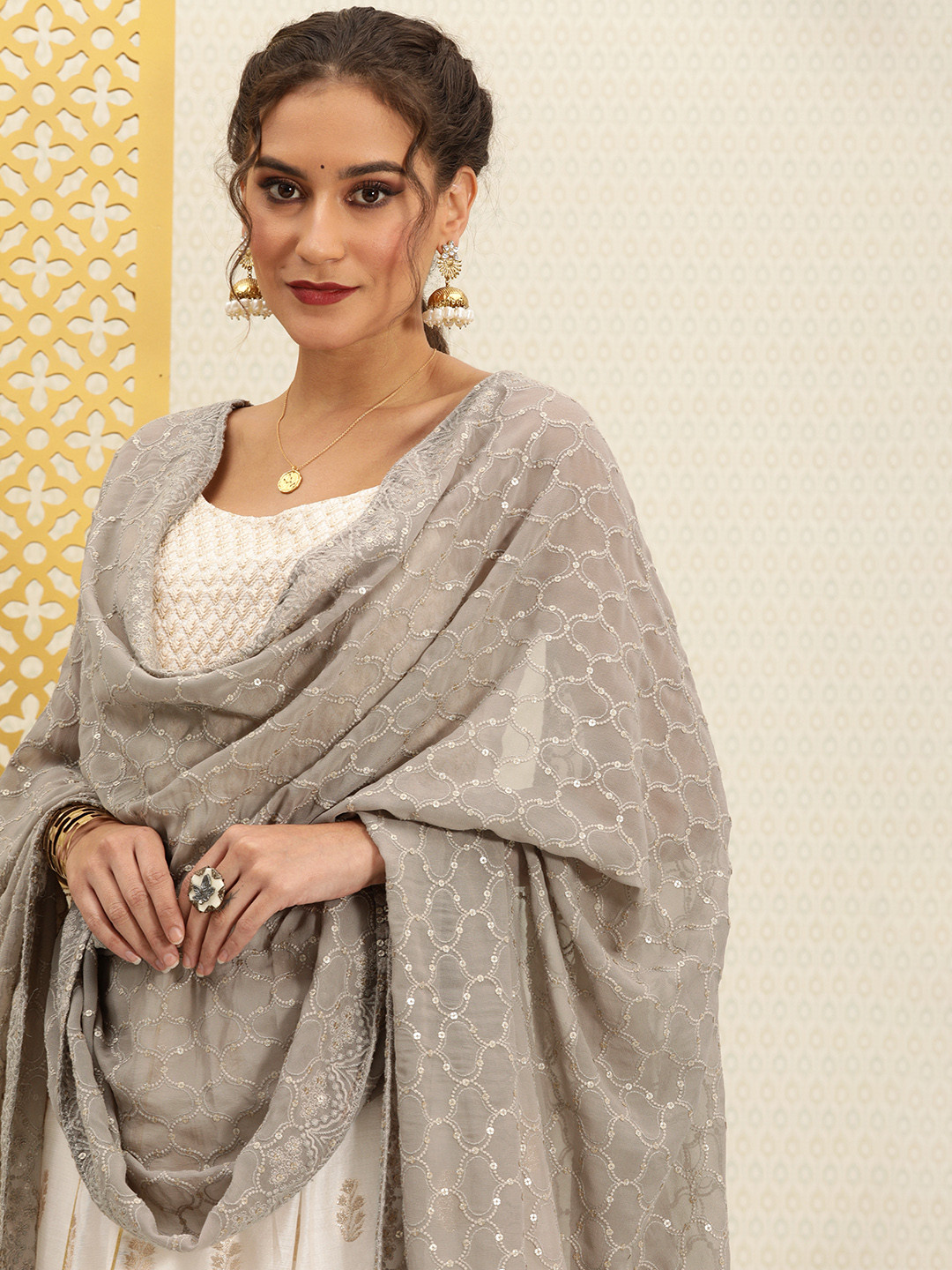 

House of Pataudi Grey Ethnic Motifs Embroidered Jashn Dupatta with Sequinned
