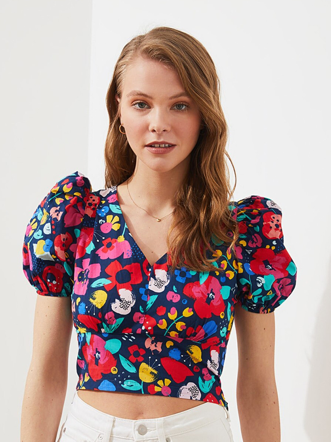 

Trendyol Multicoloured Floral Print Puff Sleeves Crop Top, Multi