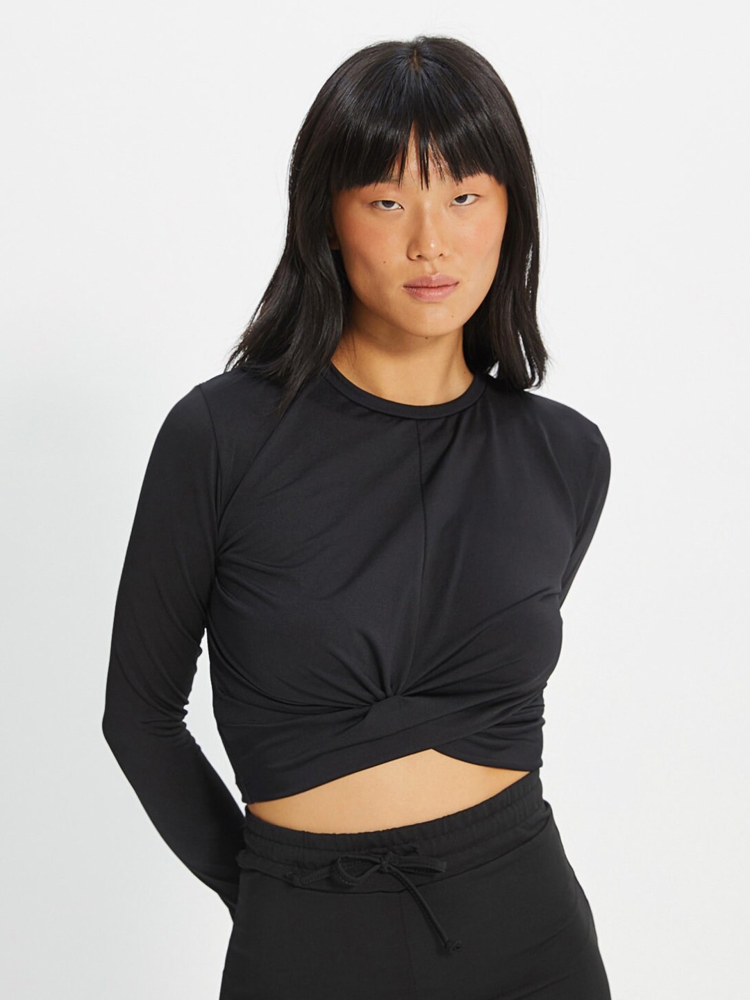 

Trendyol Black Monochrome Crop Top