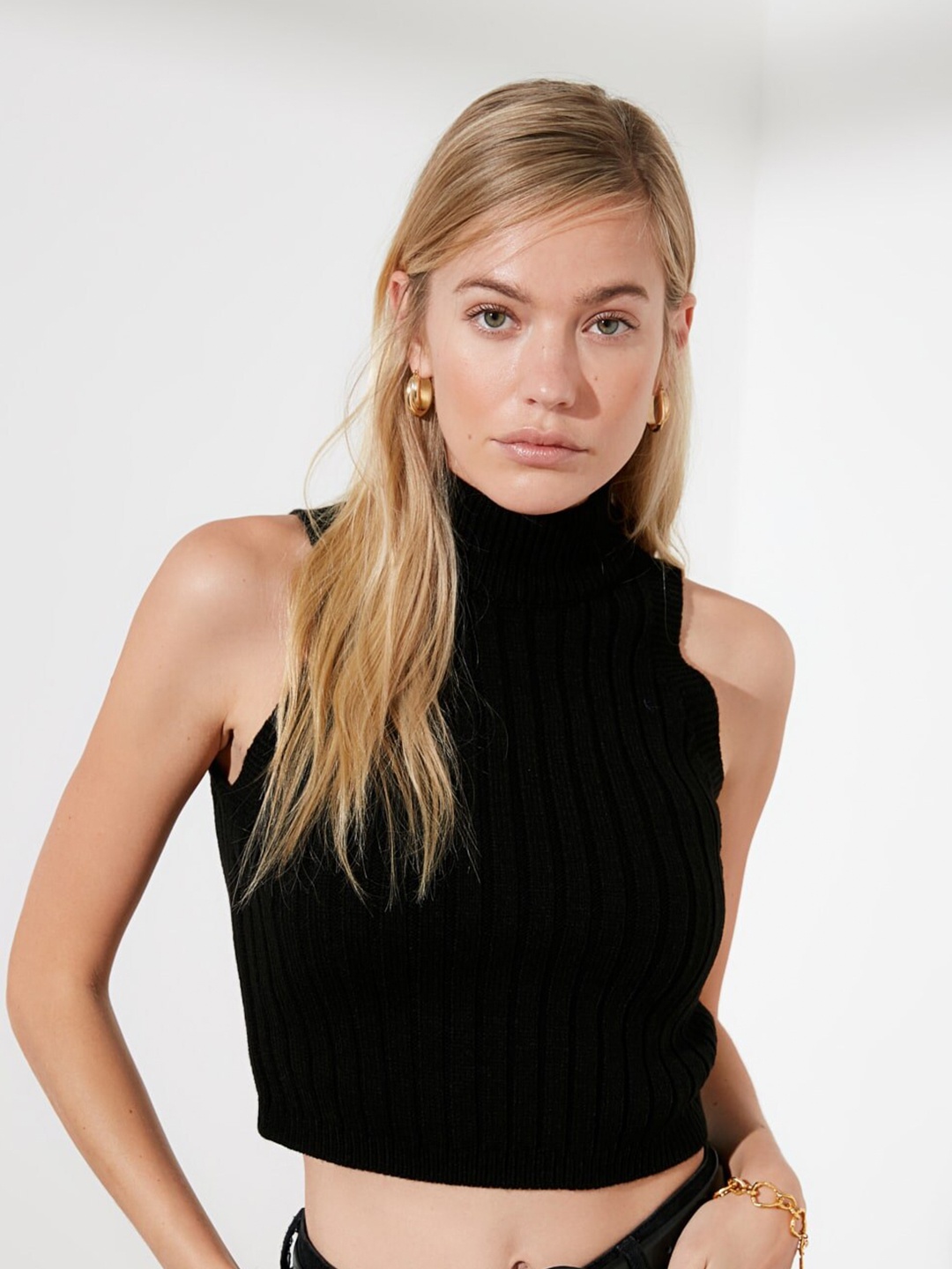 

Trendyol Stylish Black Self-Design Top