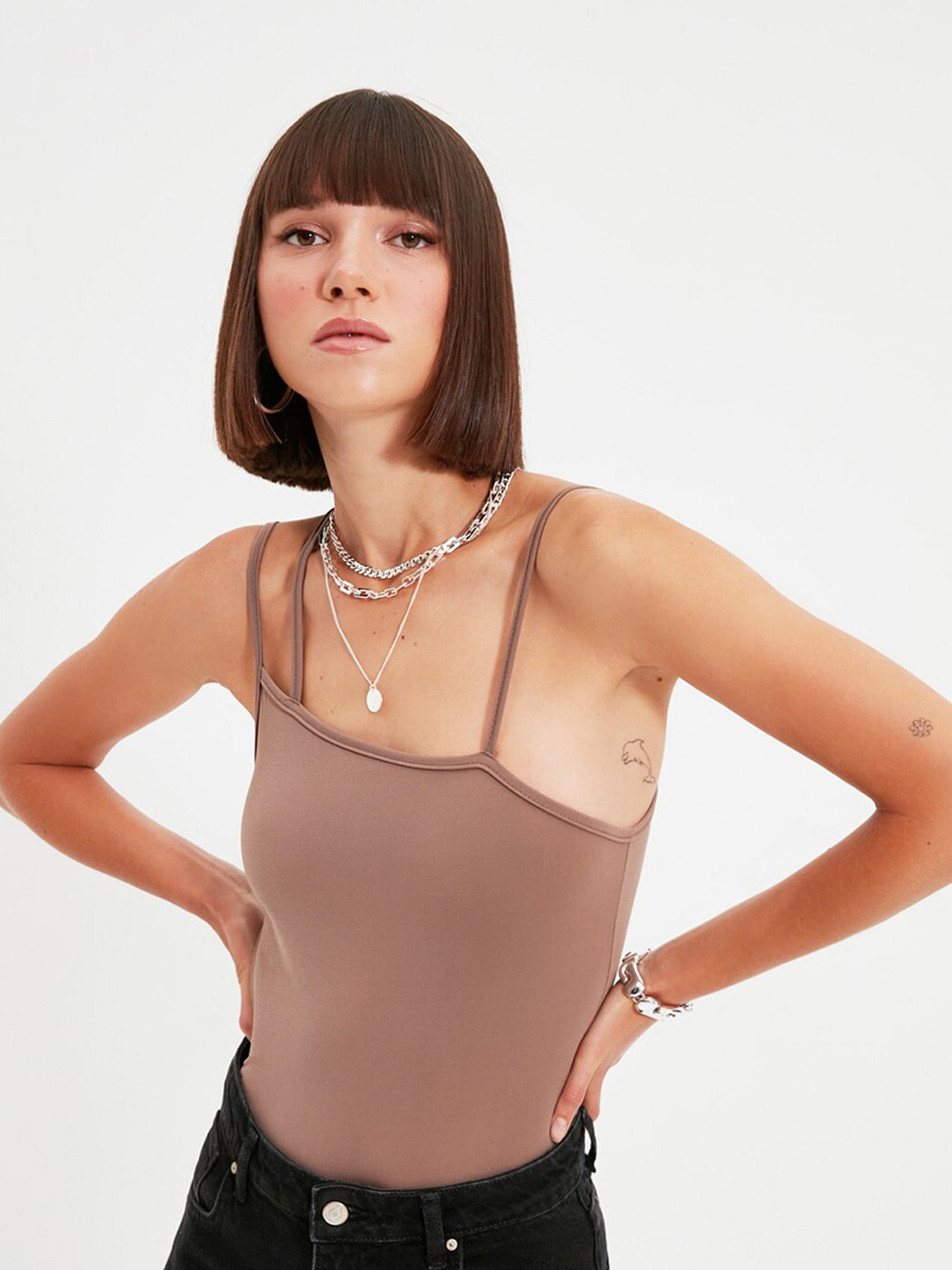 

Trendyol Chic Brown Solid Top