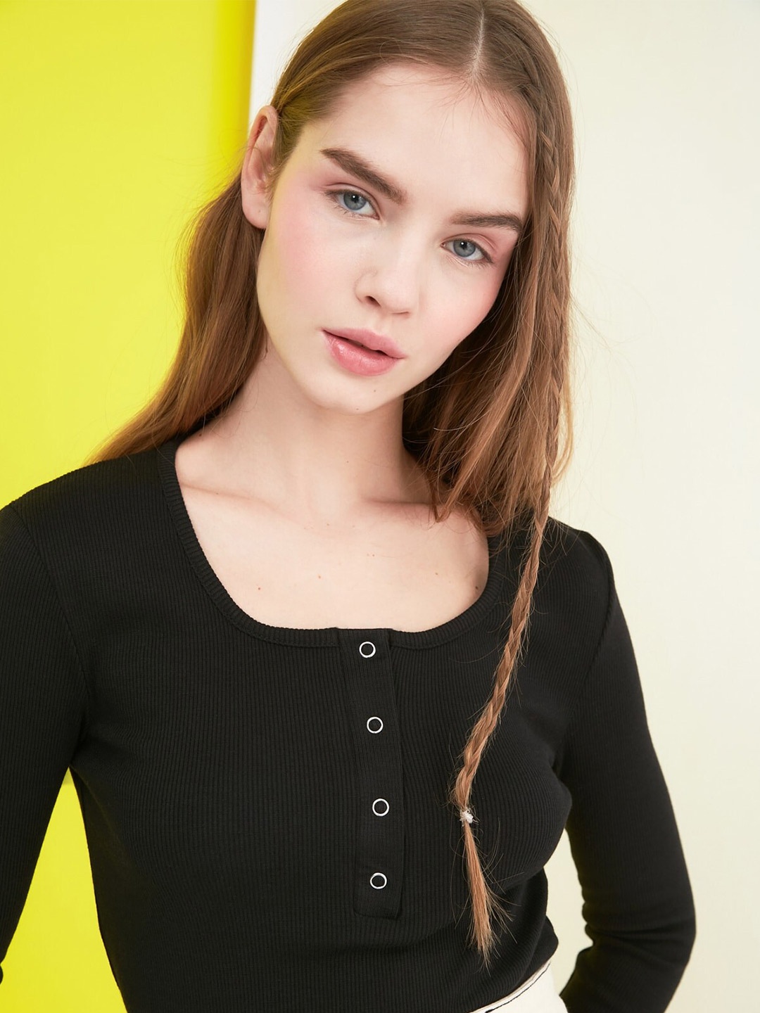 

Trendyol Black Pure Cotton Top