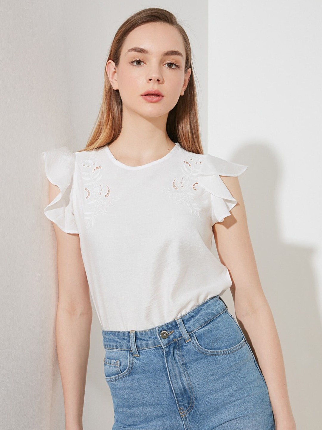 

Trendyol White Floral Embroidered Top