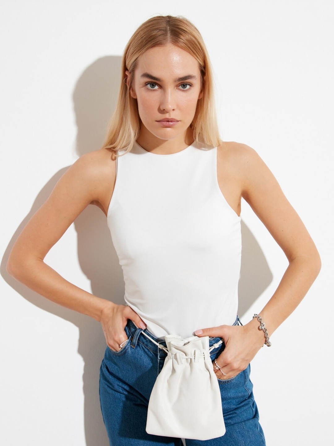 

Trendyol Classic White Solid Top