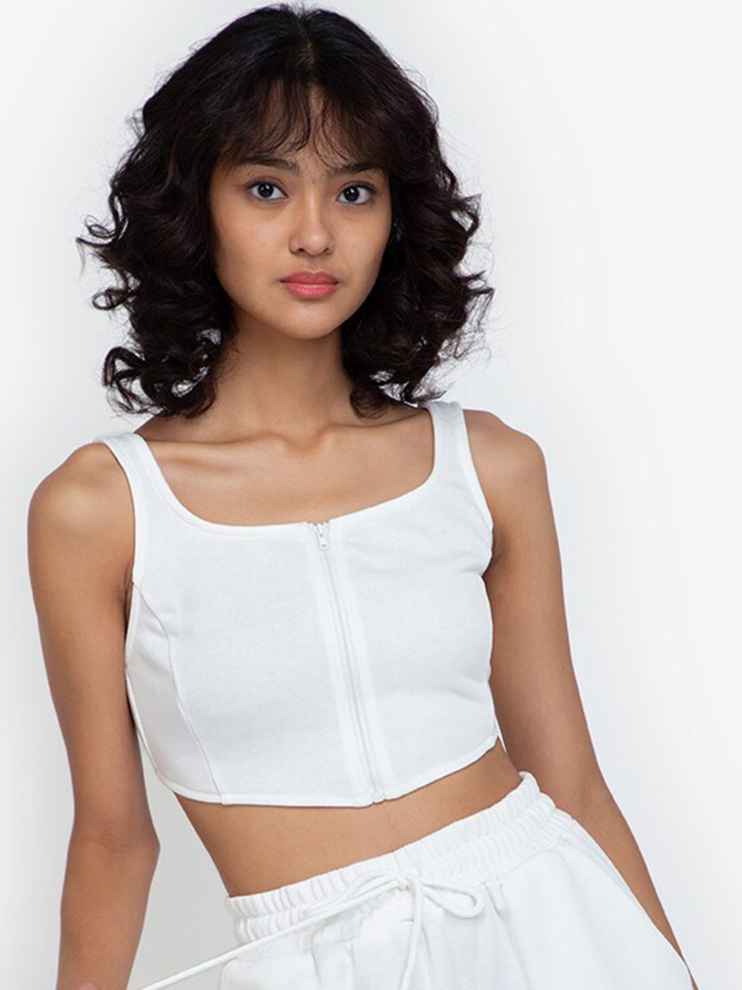 

ZALORA BASICS White Crop Sleeveless Top