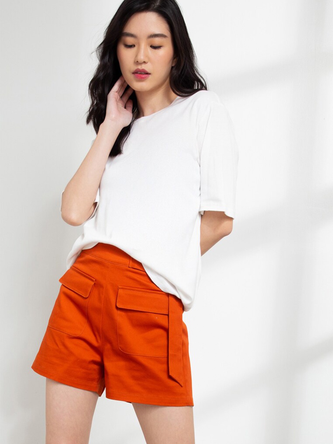 

ORIGIN BY ZALORA White Solid Organic Cotton Top