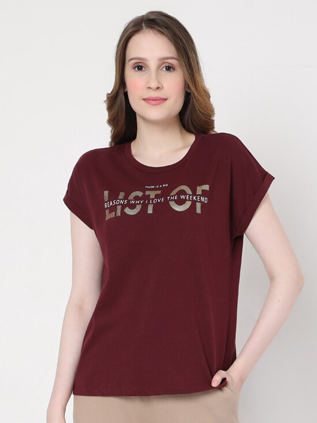 

Vero Moda Women Burgundy Typography Printed Extended Sleeves T-shirt
