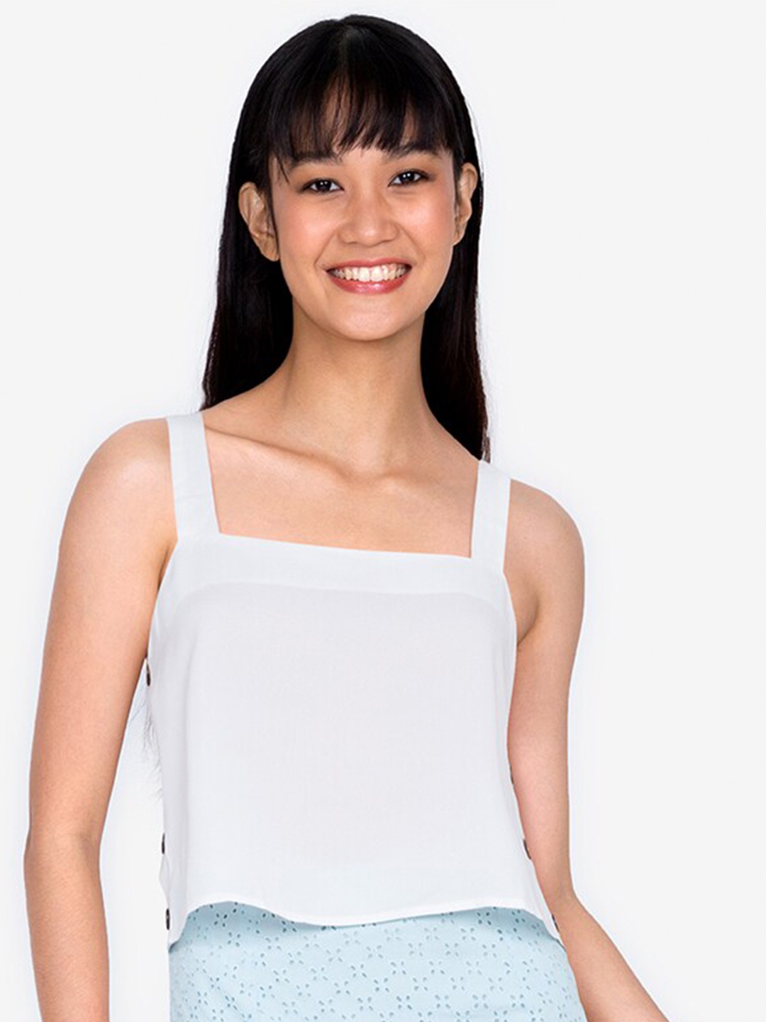 

ZALORA BASICS White Solid Crop Button Detail Top