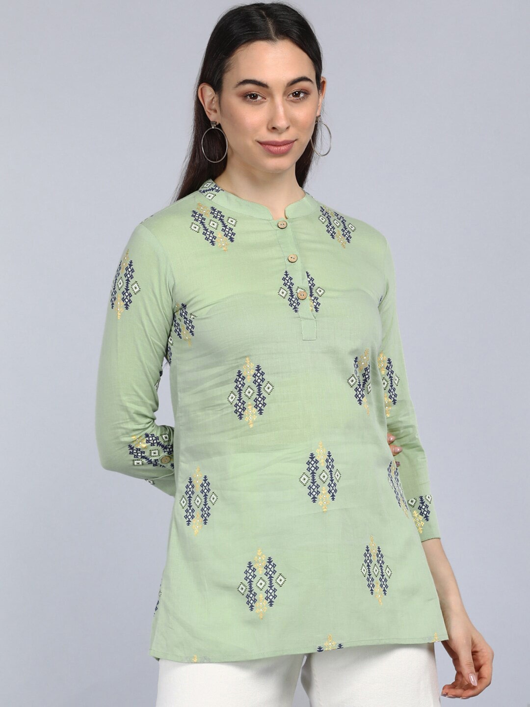 

AHIKA Green Print Mandarin Collar Longline Top