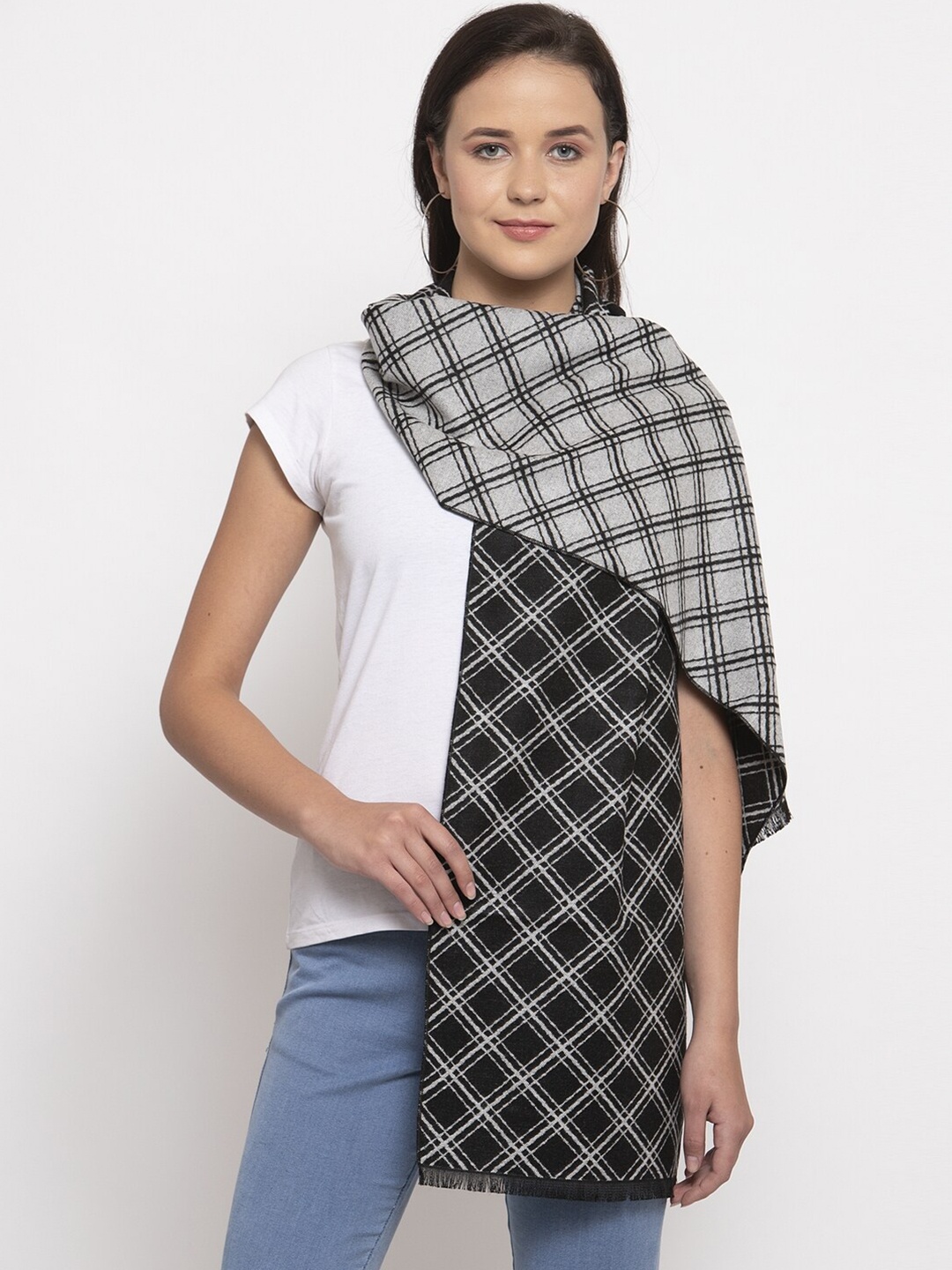 

Calvadoss Women Black & White Checked Woolen Stoles