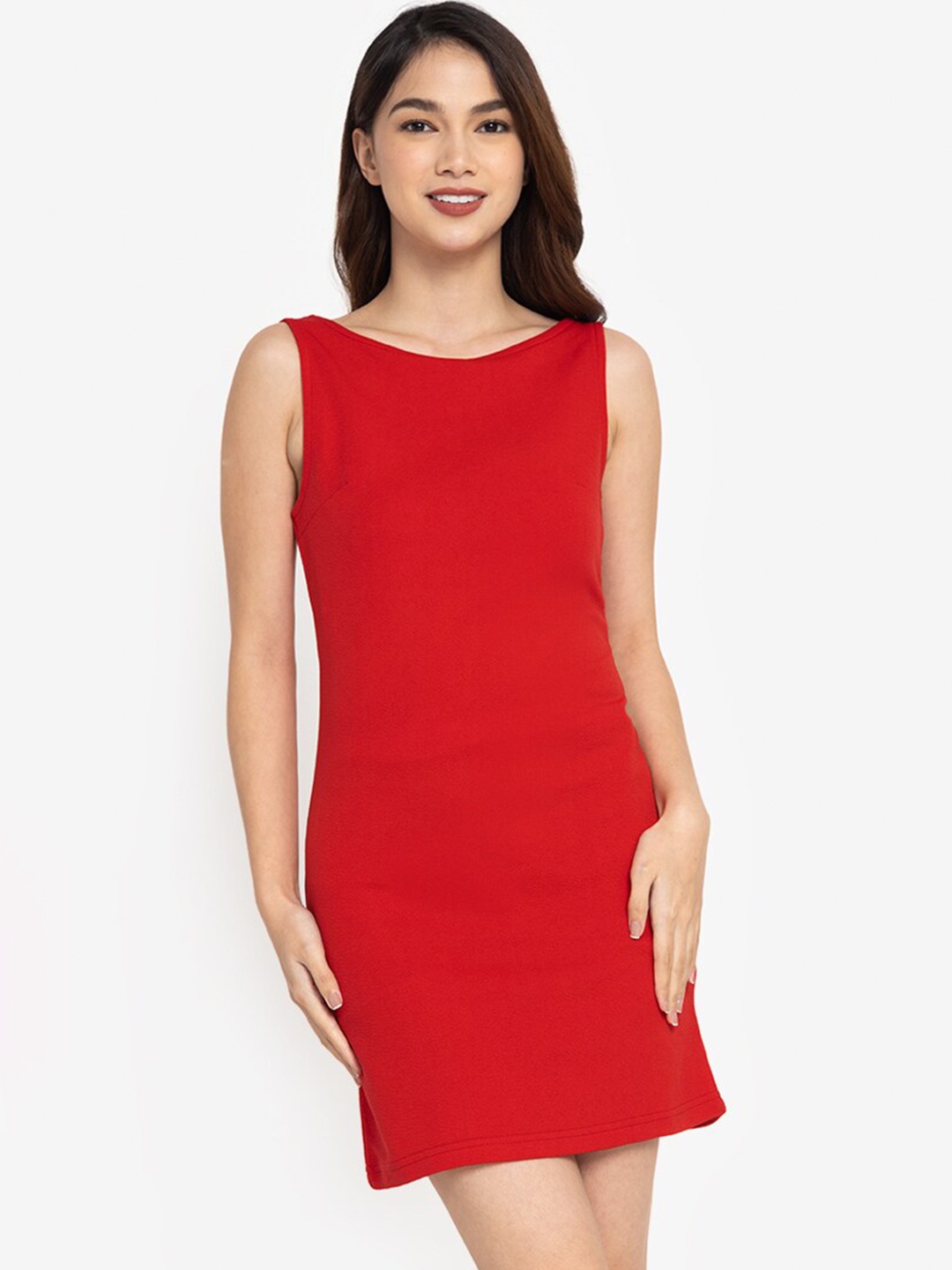 

ZALORA BASICS Red Sheath Knot Back Detail Dress