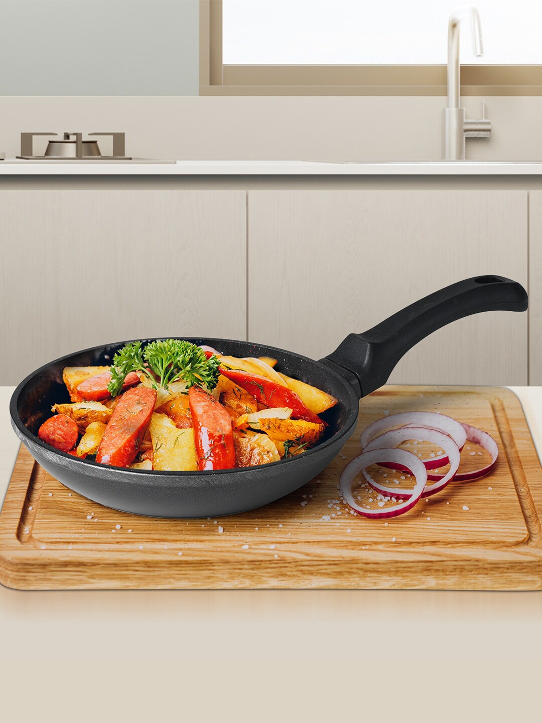 

BERGNER 3 Pcs Black Solid Dishwasher Safe Cookware Set