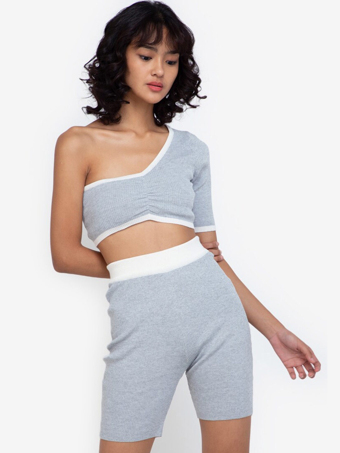 

ZALORA BASICS Blue One Shoulder Crop Top