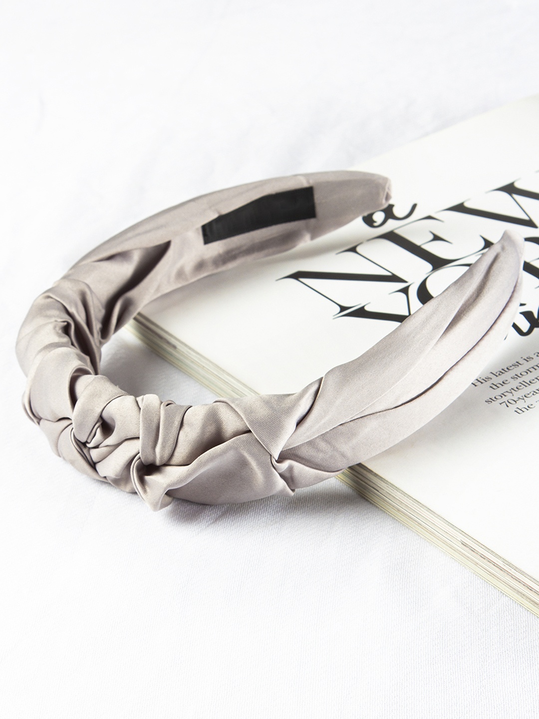

Kazo Women Grey Solid Ruched Thin Hairband