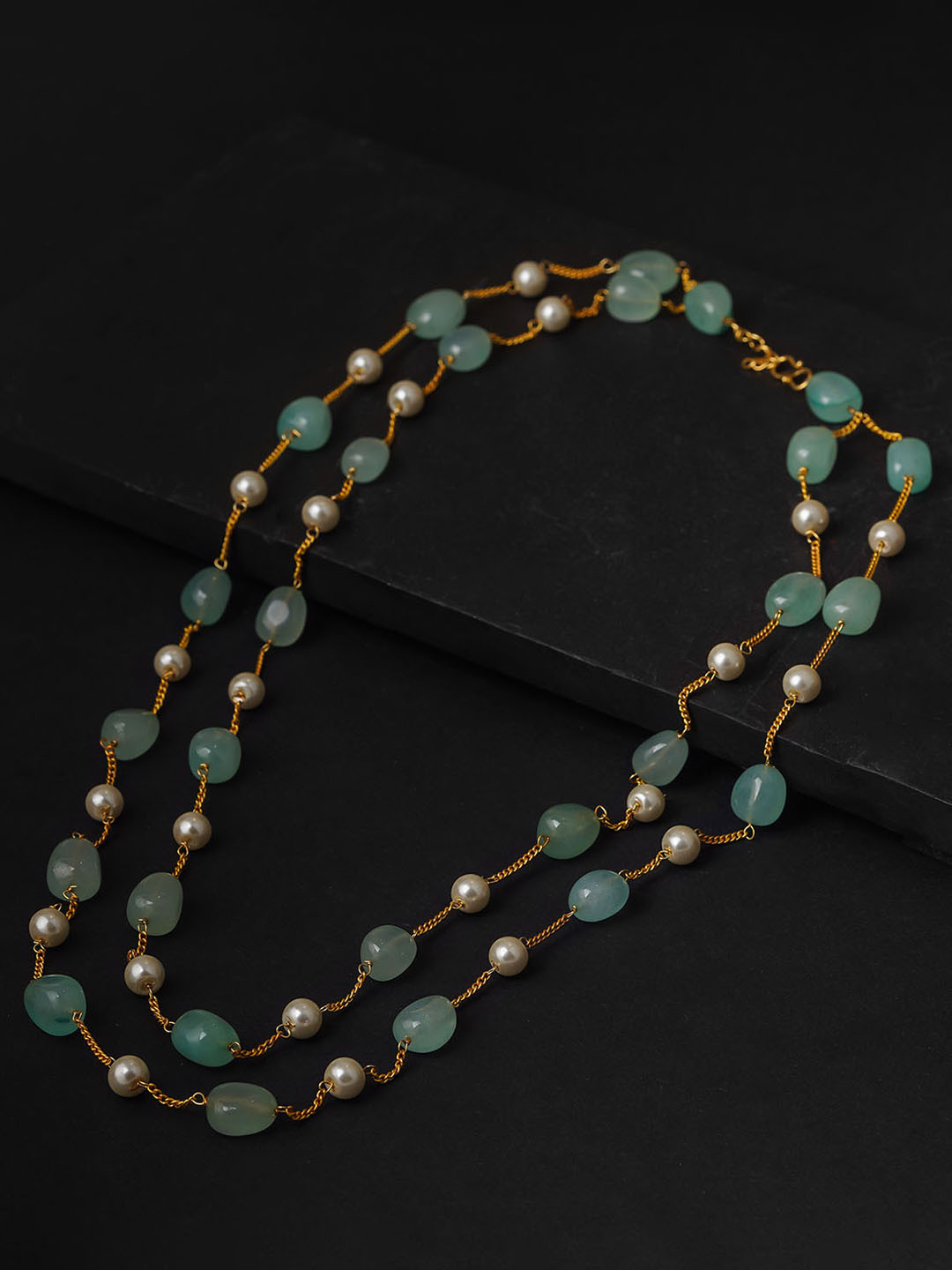

Queen Be Women Gold Plated Sea Green Minimal Chain Necklace Set