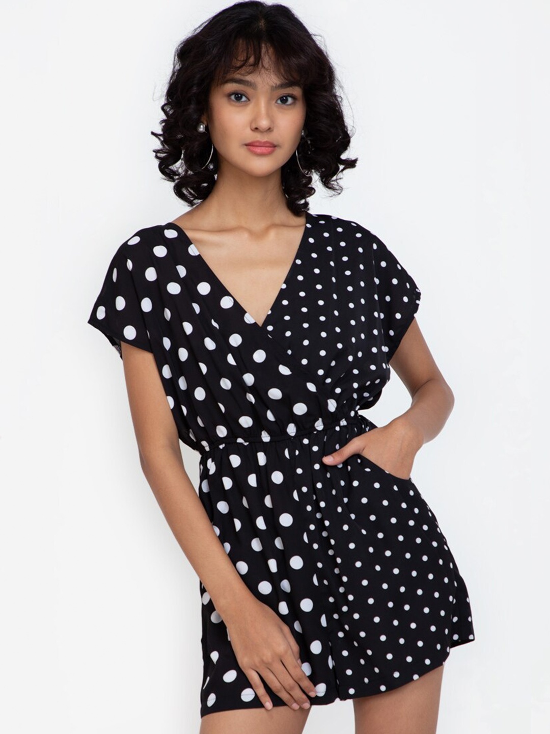 

ZALORA BASICS Black & White Printed Jumpsuit