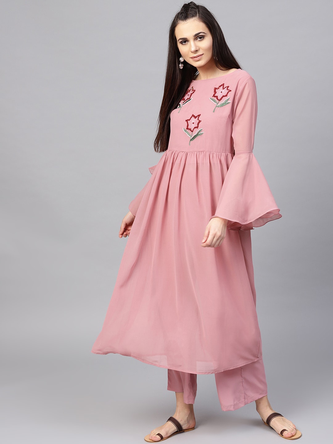 

Bitterlime Women Pink Yoke Design Empire Kurti with Trousers