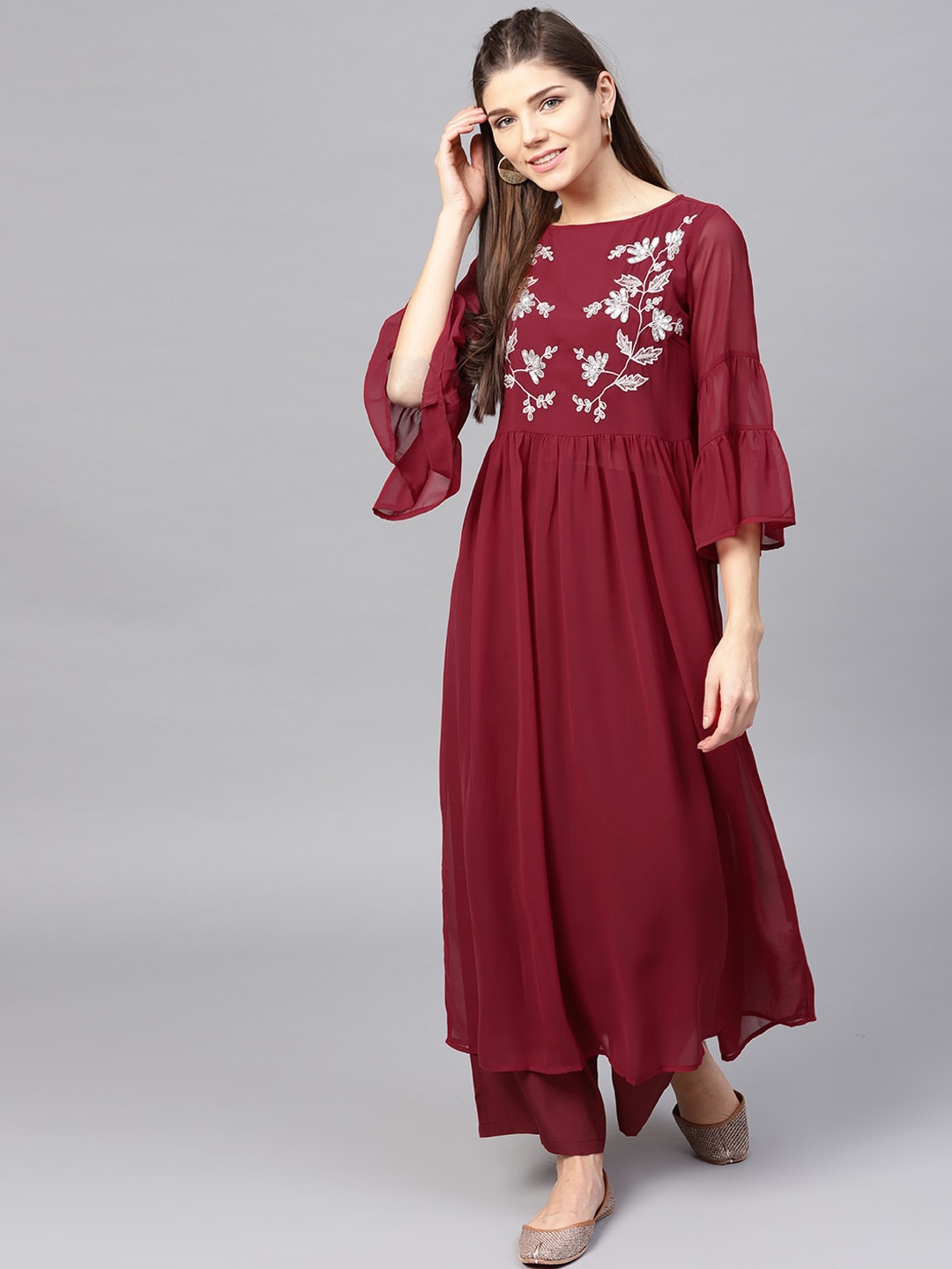 

Bitterlime Women Maroon Floral Embroidered Empire Kurti with Palazzos
