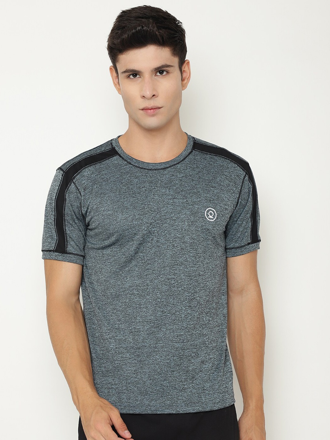 

Chkokko Men Blue Outdoor T-shirt