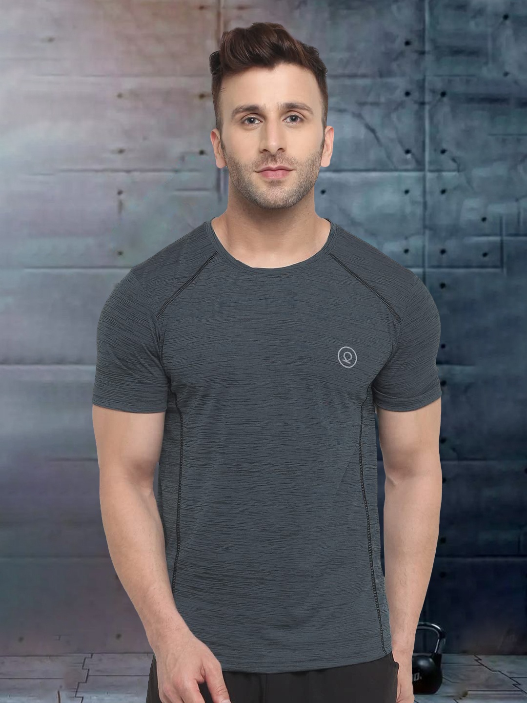

CHKOKKO Men Mustard Yellow Applique Outdoor T-shirt