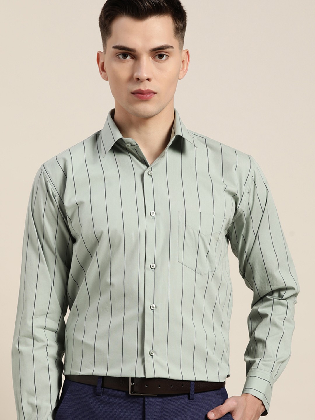 

Hancock Men Green Slim Fit Striped Formal Shirt