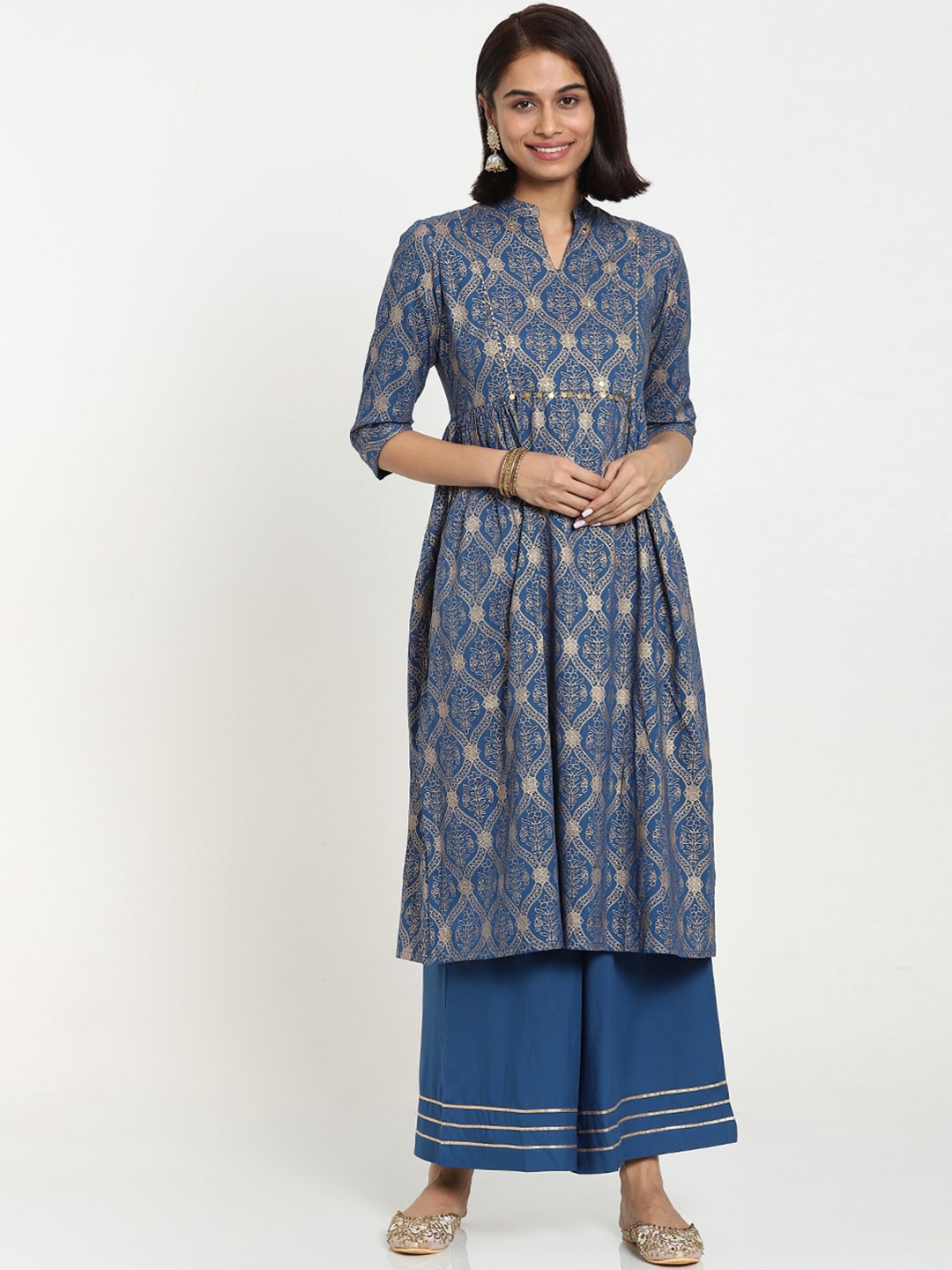 

Bewakoof Women Blue Printed Empire Pure Cotton Kurti with Trousers