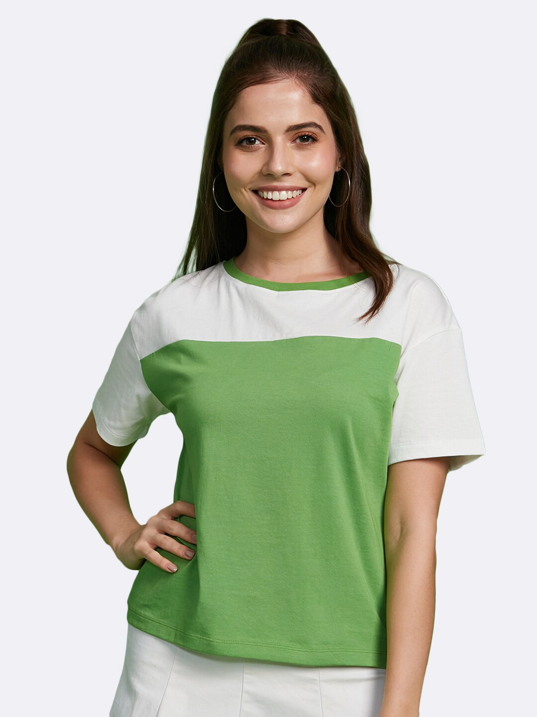 

Bewakoof Green & White Colourblocked Top
