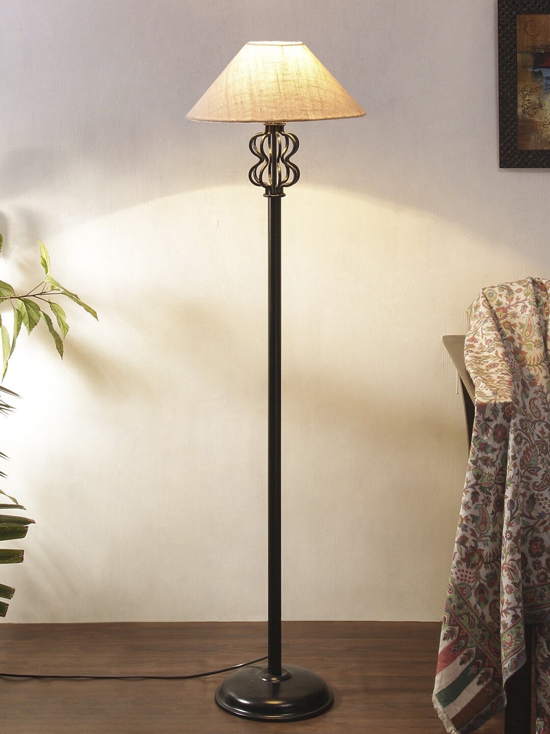 

Devansh White Solid Traditional Floor Lamp with Shade