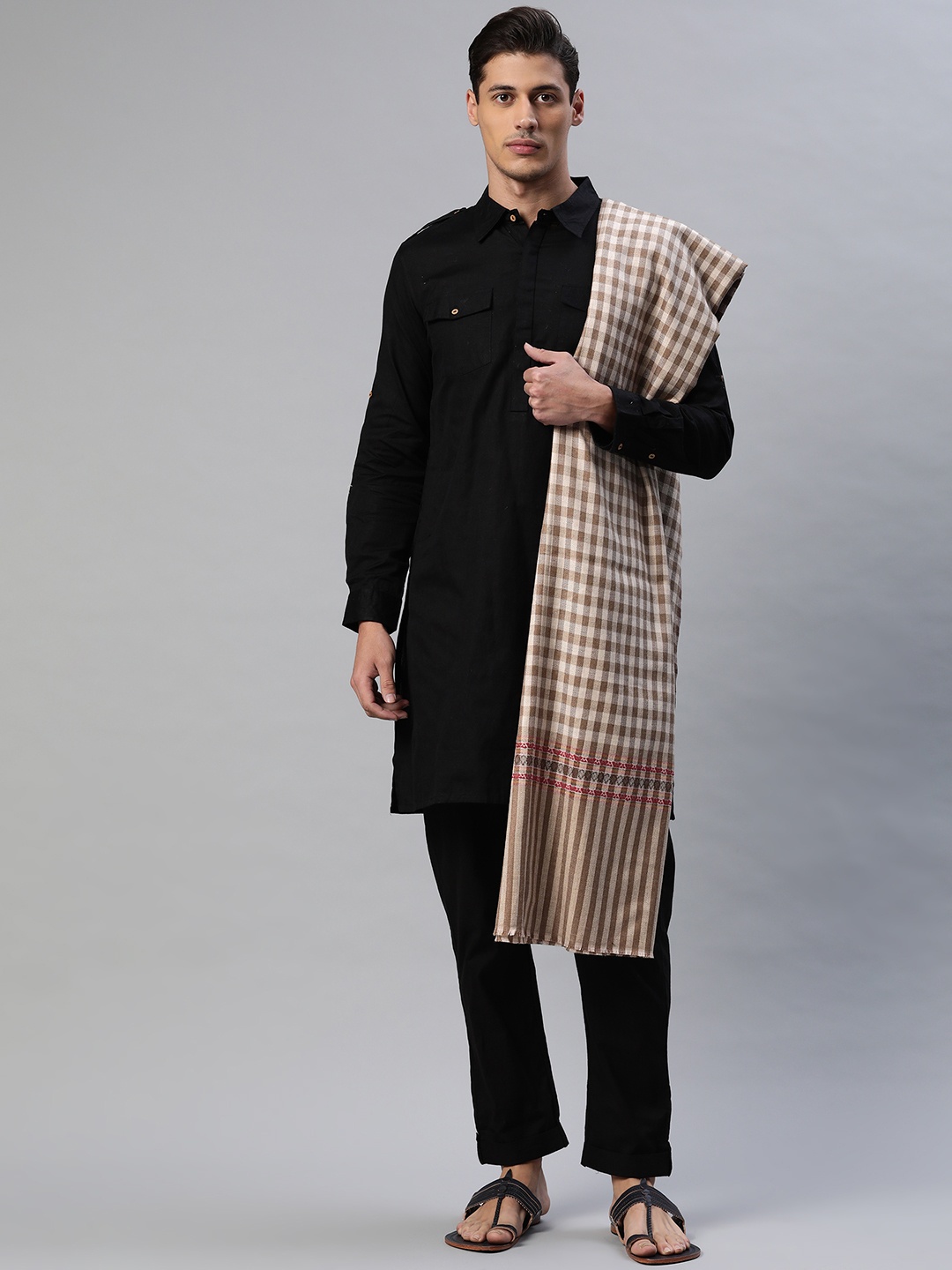 

WEAVERS VILLA Men Brown & Beige Checked Shawl