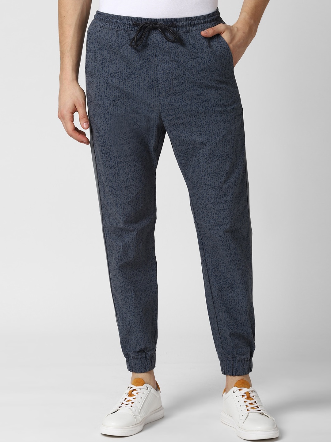 

Peter England Casuals Men Navy Blue Slim Fit Joggers Trousers