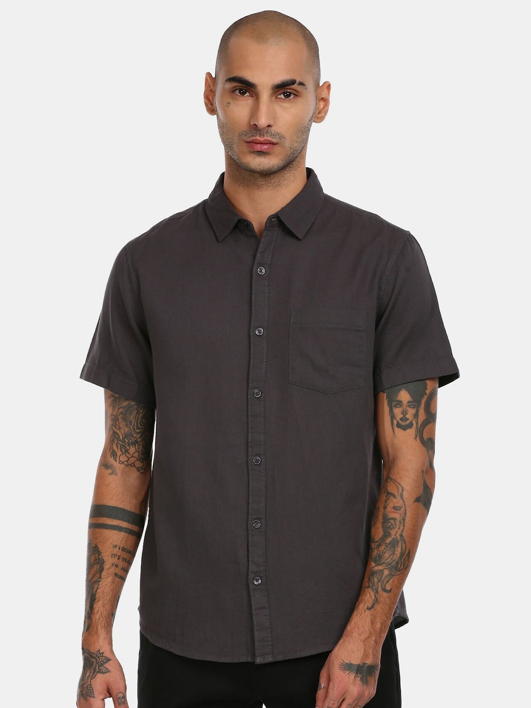 

Ruggers Men Grey Cotton Casual Shirt