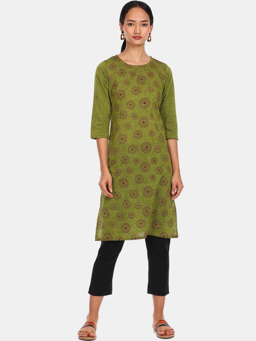 

Karigari Women Green Ethnic Motifs Printed Kurta