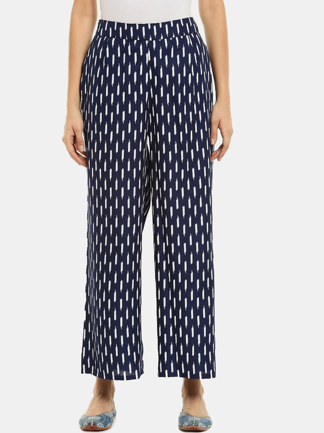 

Karigari Women Blue Printed Trousers