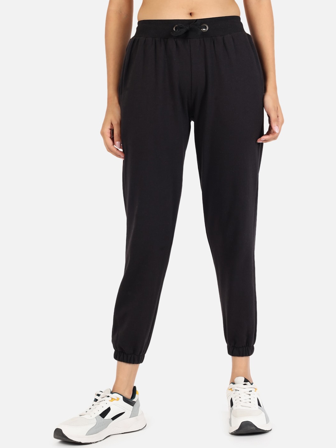 

GRIFFEL Women Black Solid Joggers