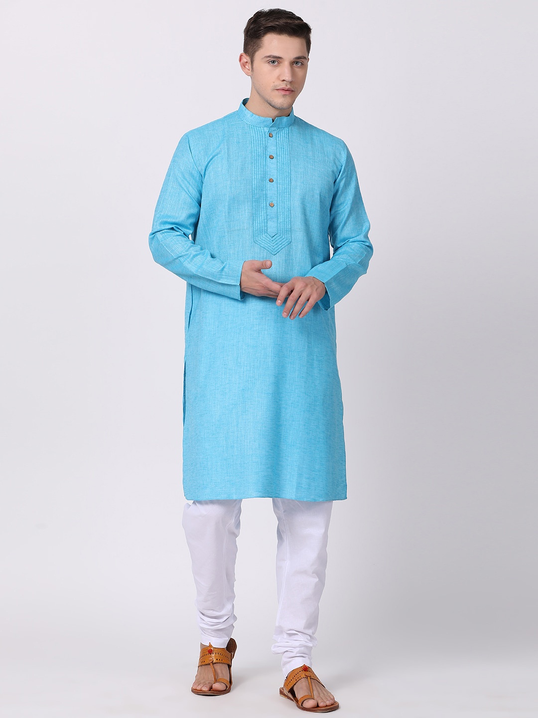 

TABARD Men Blue Solid Pure Cotton Kurta with Churidar