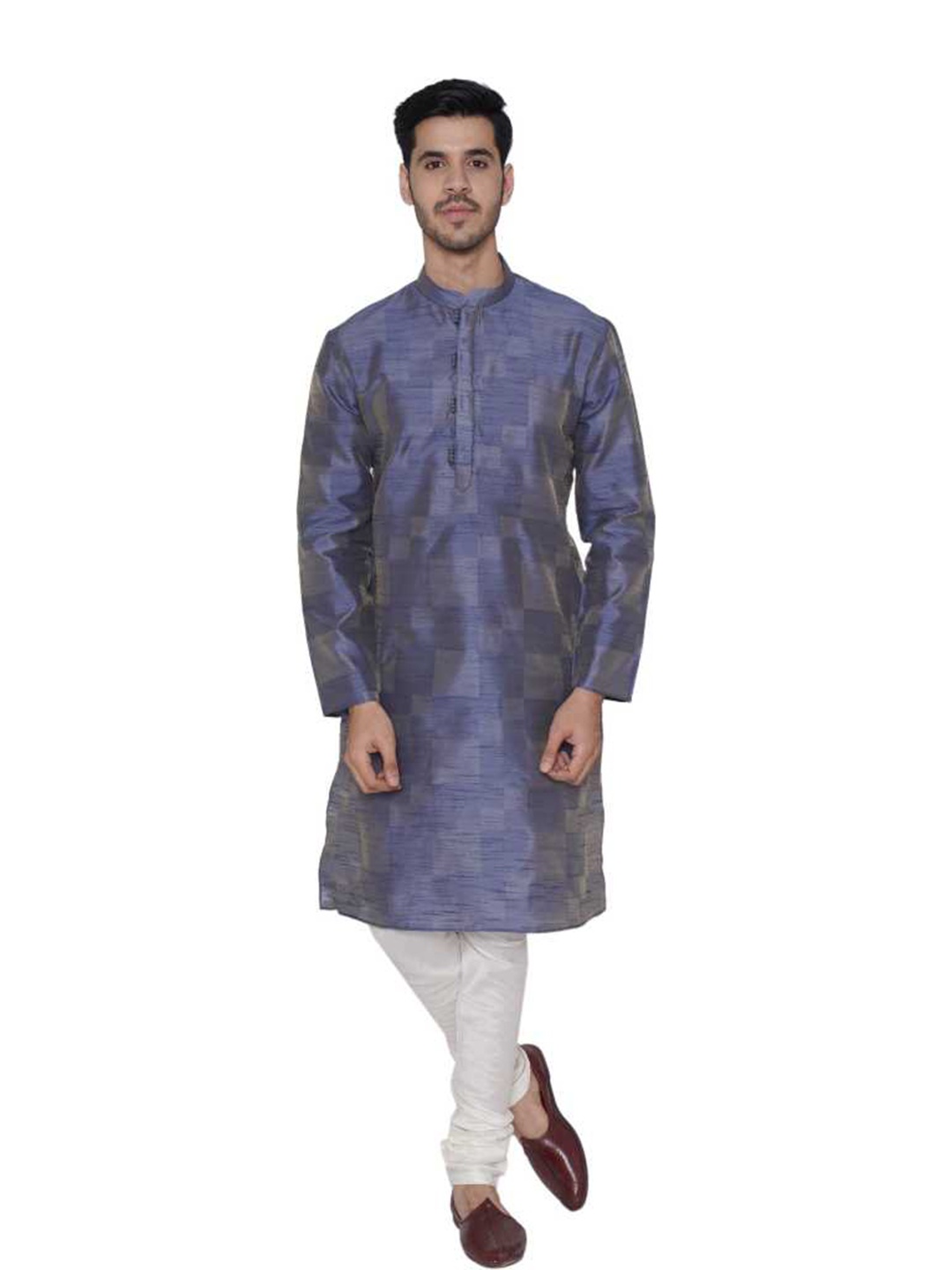 

TABARD Men Blue Solid Silk Blend Kurta with Churidar