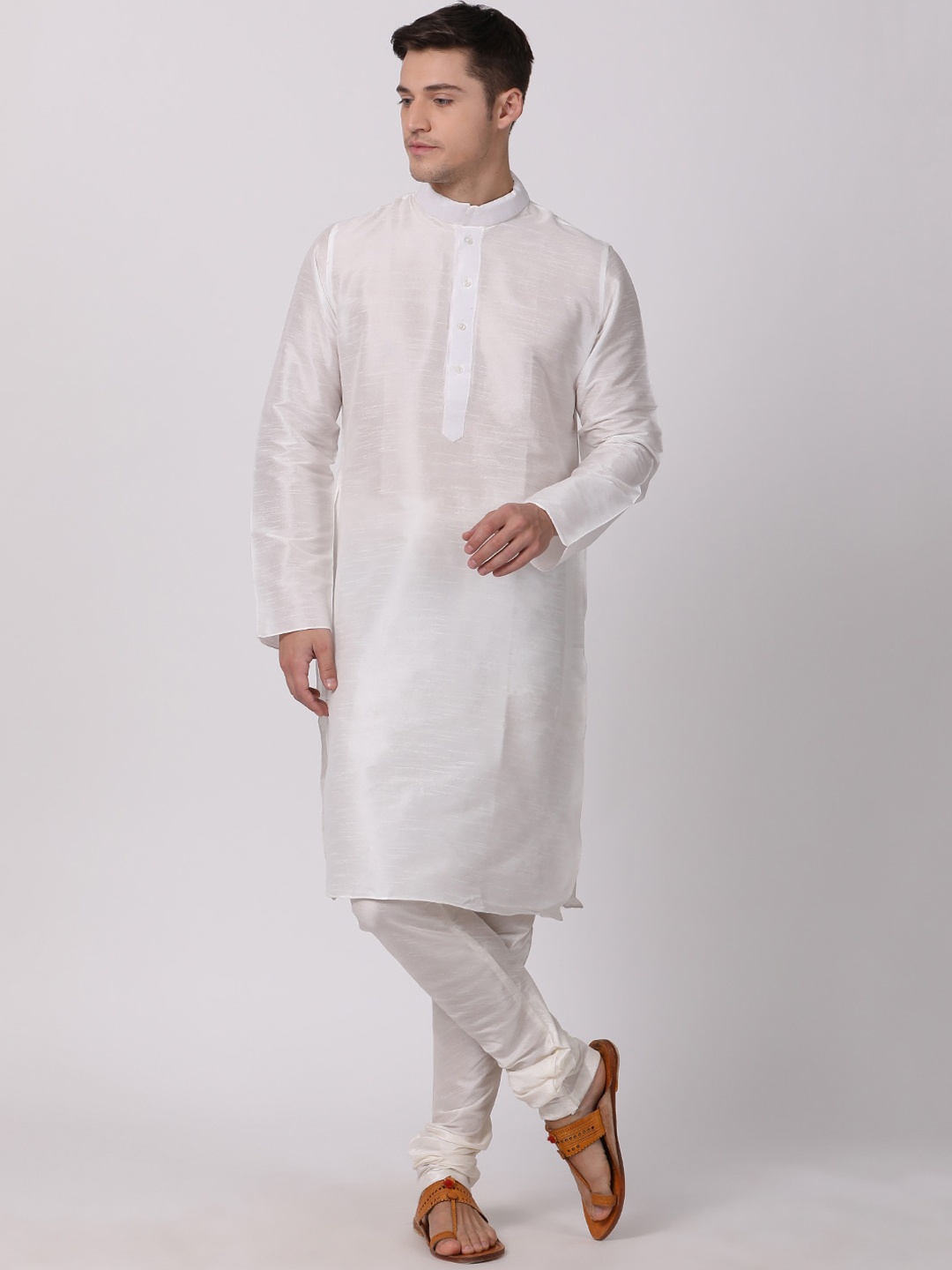 

TABARD Men White Solid Dupion Silk Kurta With Churidar