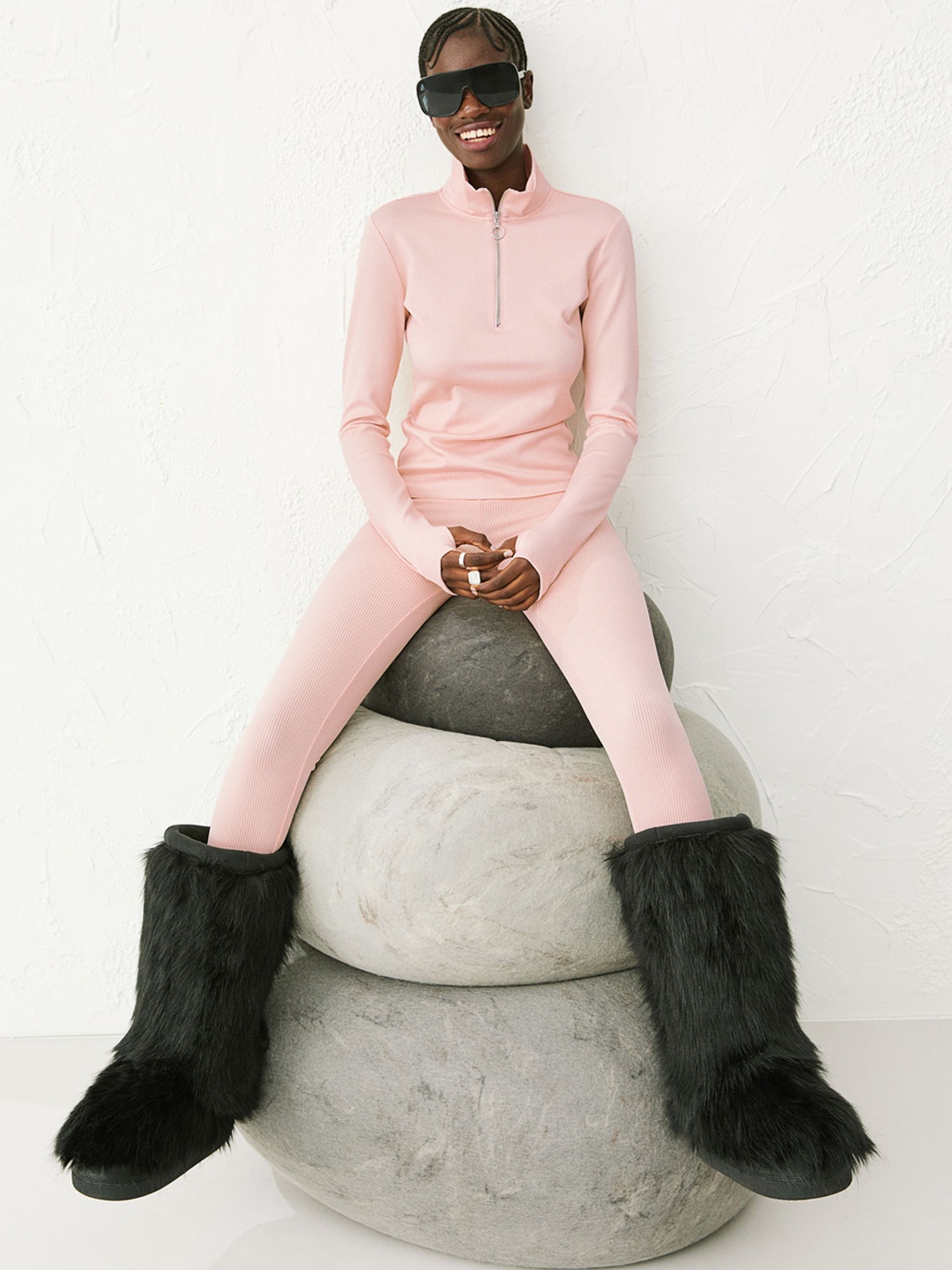 

H&M Women Pink Ribbed Leggings