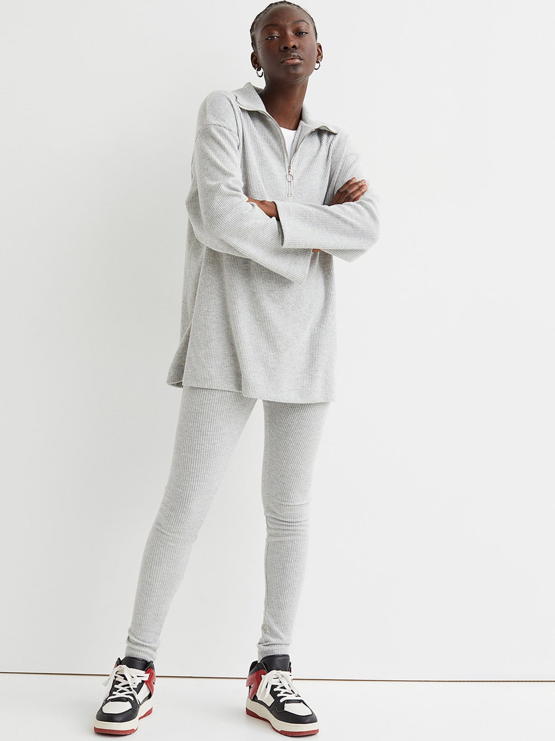 

H&M Women Grey Viscose-Blend Ribbed Leggings