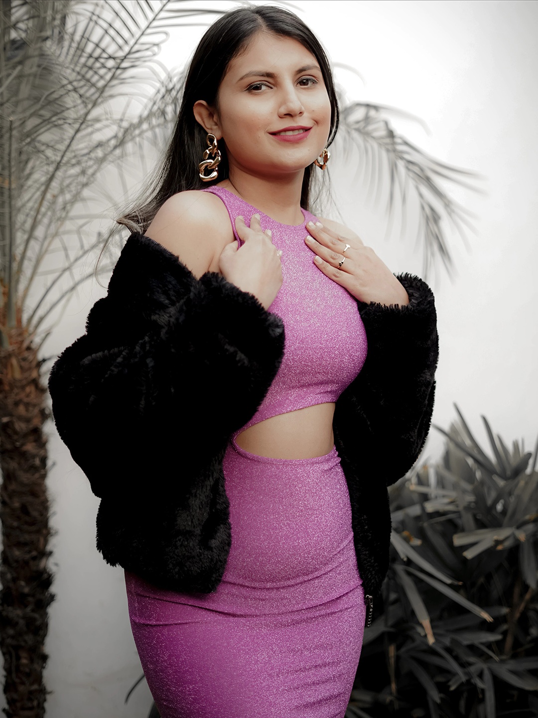 

H&M Women Pink Bodycon Glitter Cut-Out Dress