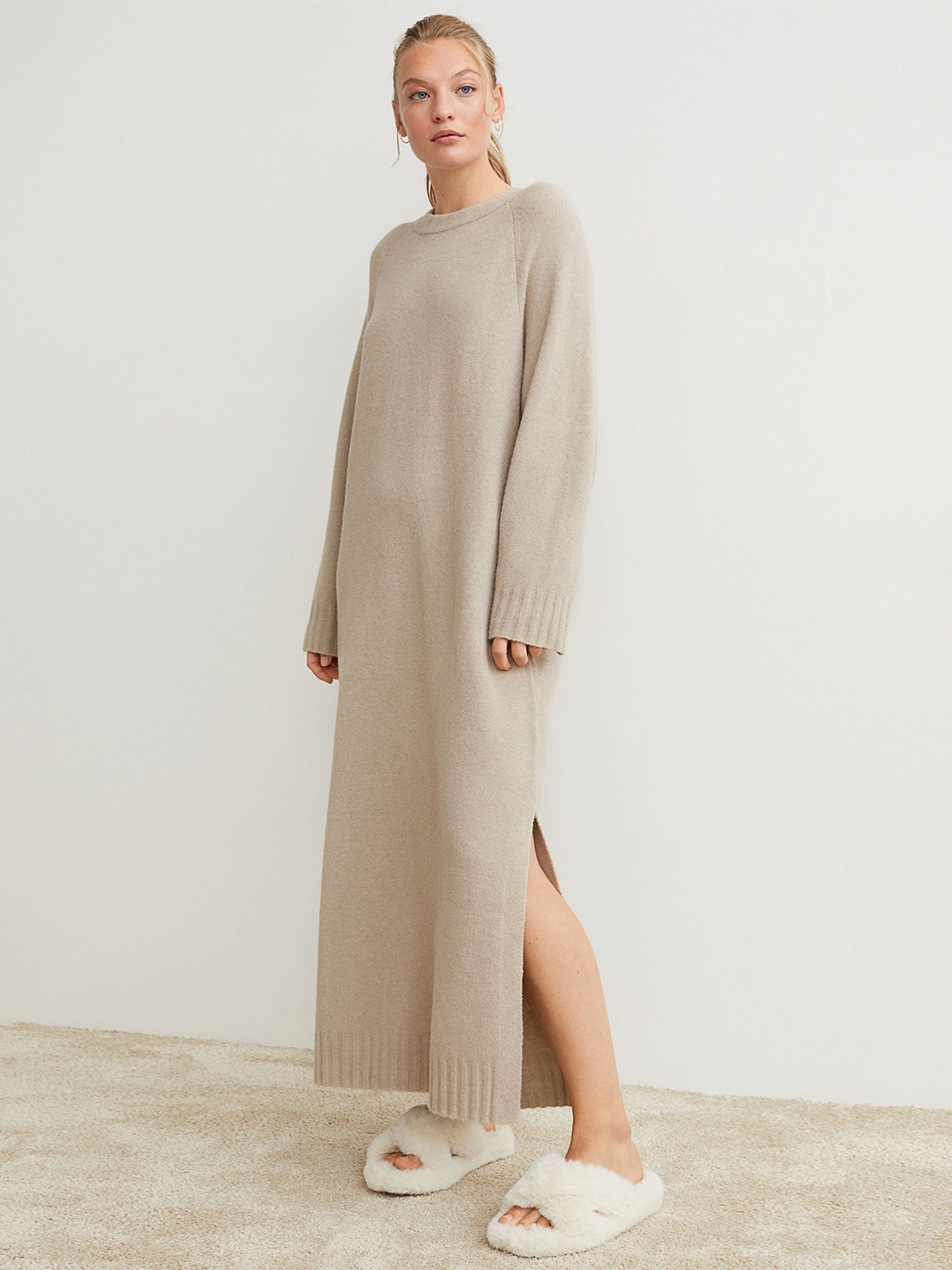 

H&M Women Beige Knitted Long Dress