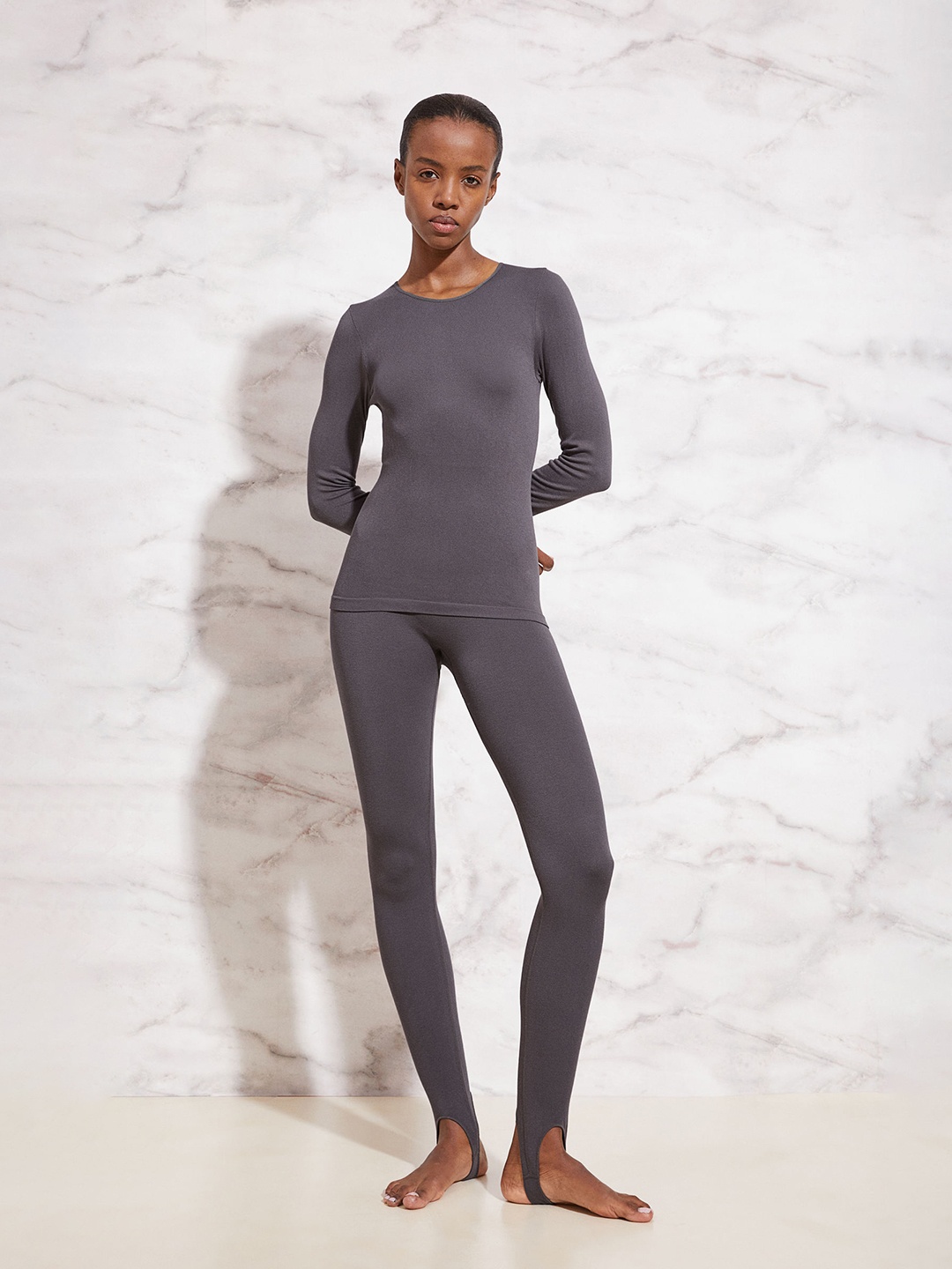 

H&M Women Grey Seamless jersey top