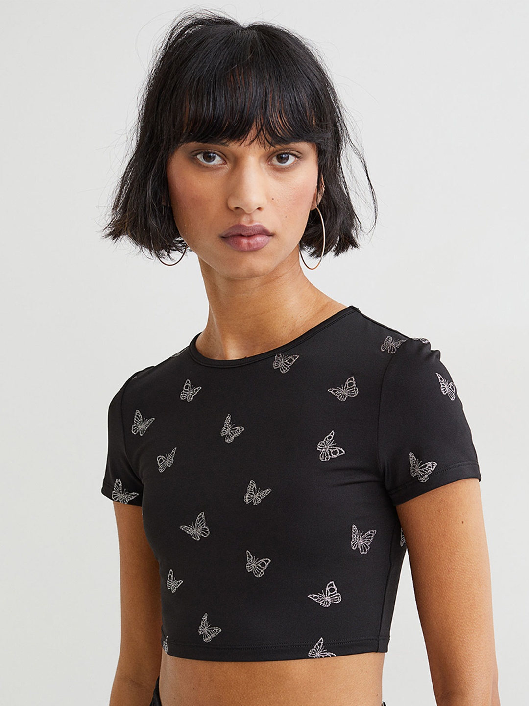 

H&M Women Black Printed Jersey Cropped Top