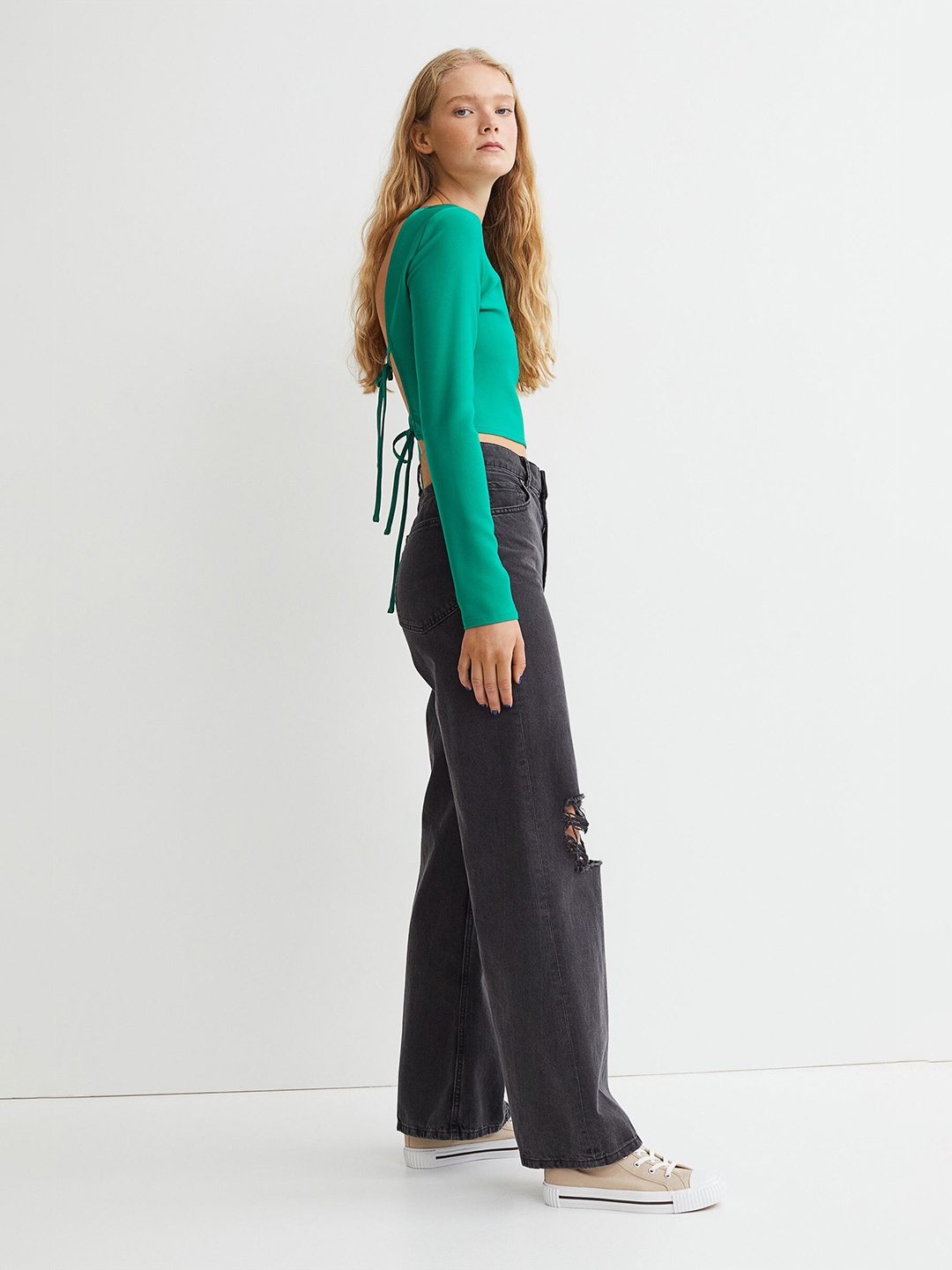 

H&M Women Green Solid Open-Back Cropped Top