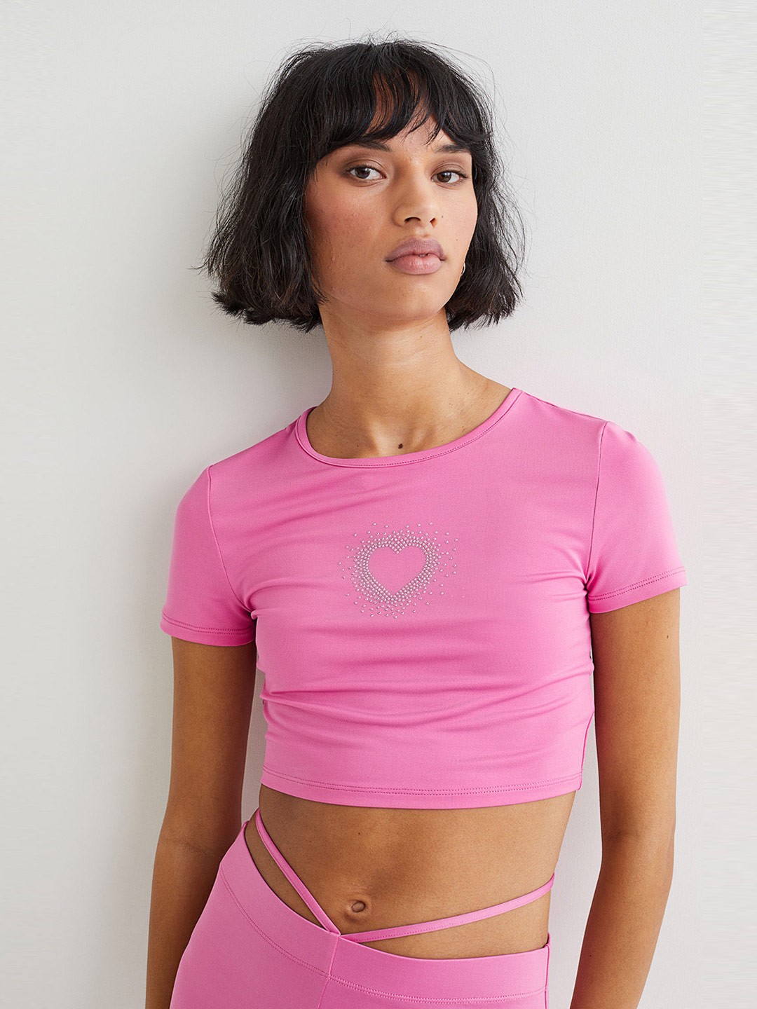 

H&M Women Pink Printed Jersey Crop Top
