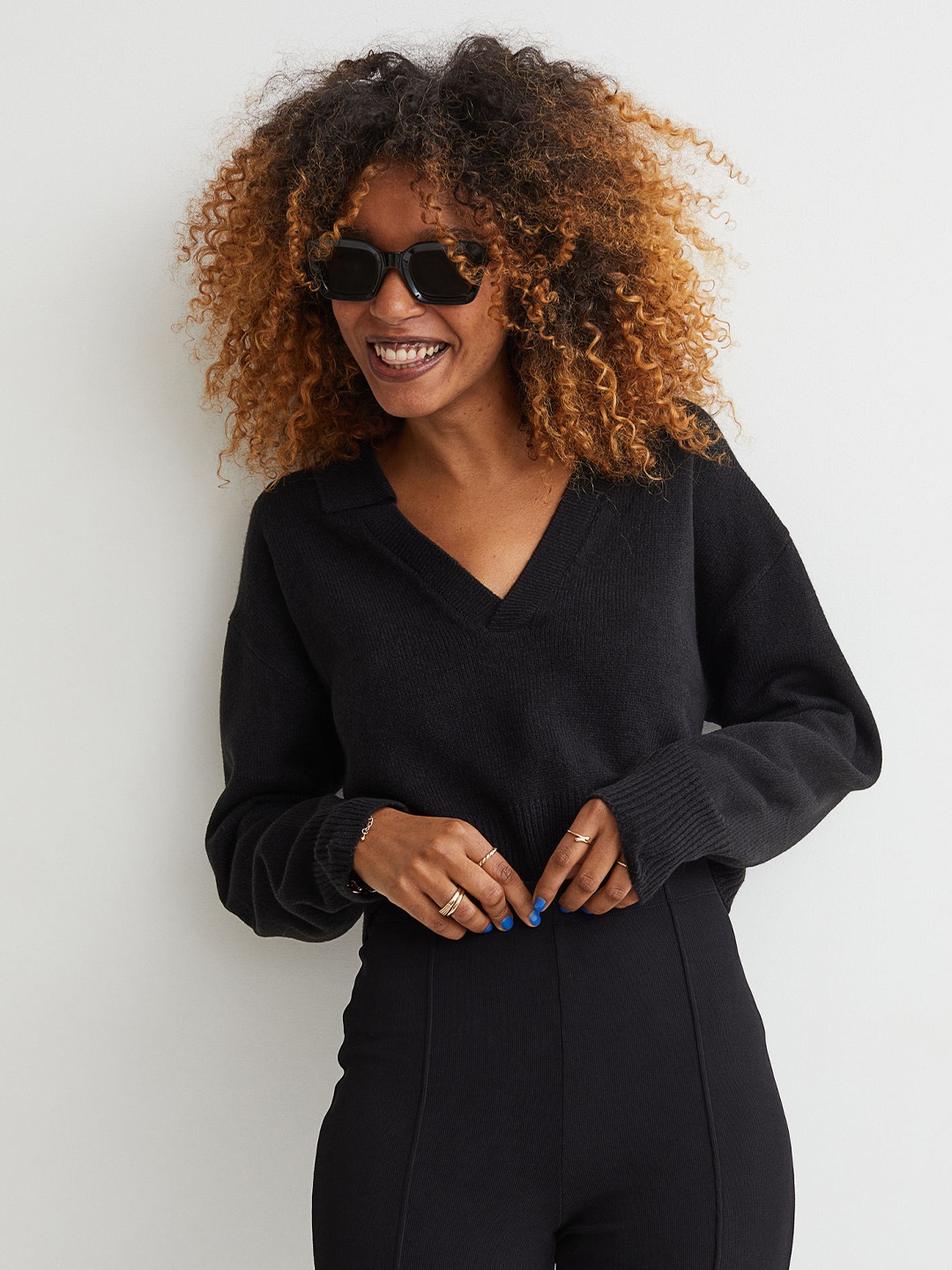 

H&M Women Black Ribbed Collared Jumper