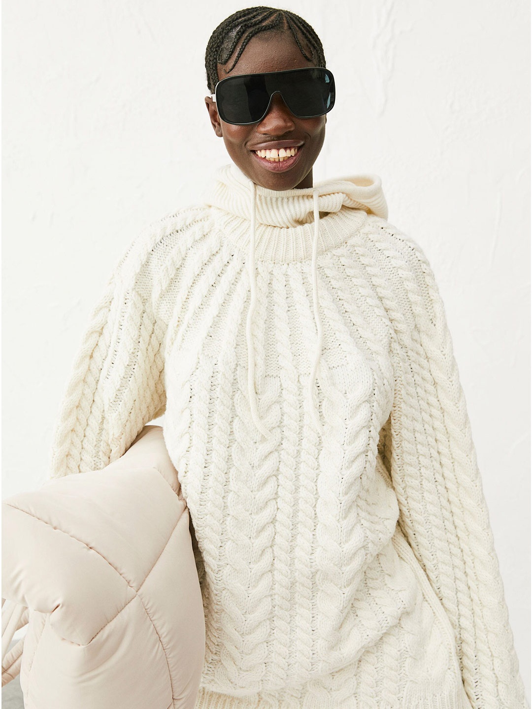

H&M Women White Cable Knitted Jumper