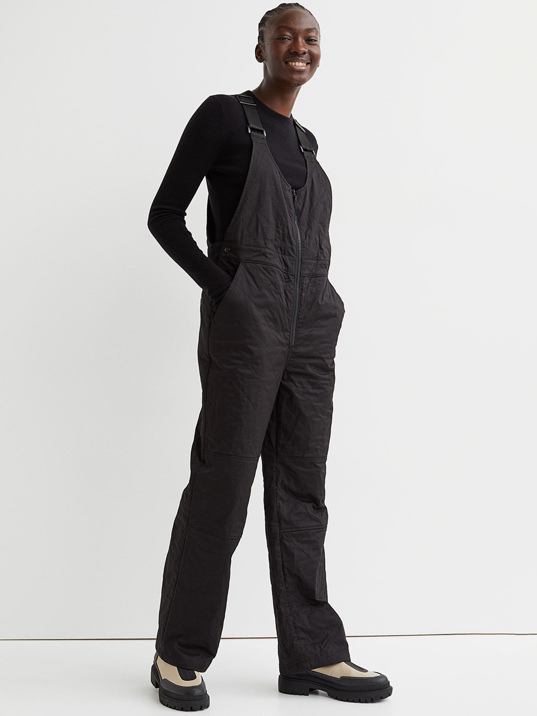 

H&M Women Black Solid Quilted Dungarees