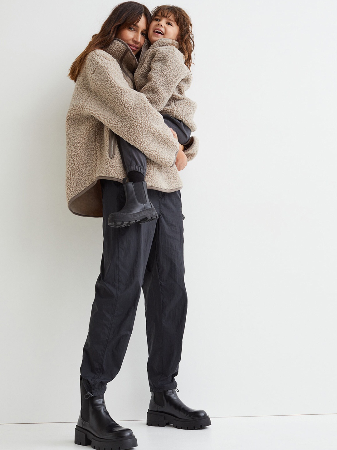 

H&M Girls Beige Stand-up Collar Faux Shearling Jacket